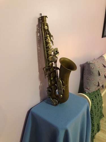 Selmer Bundy II Alto Saxophone With Case