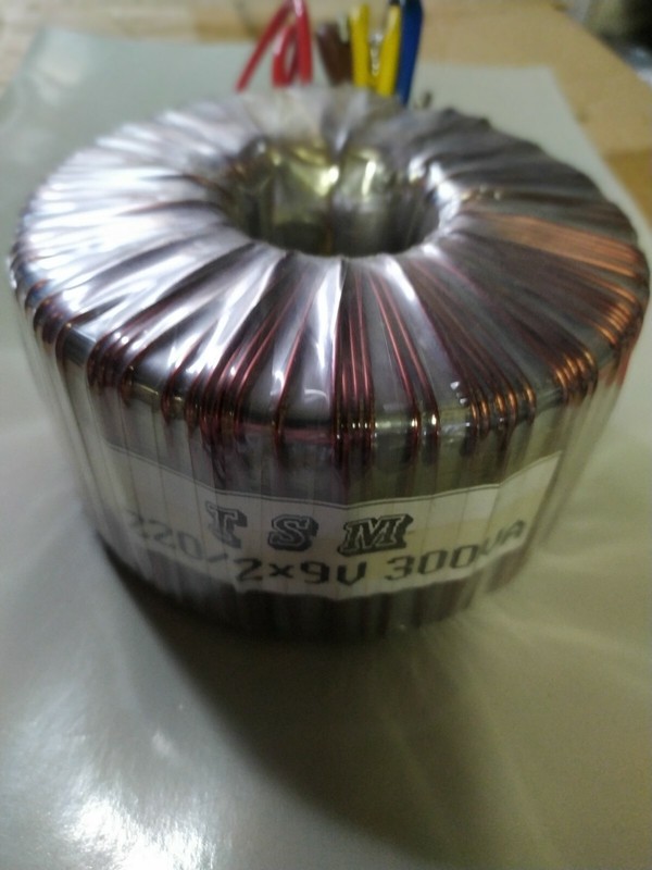 Transformateur Torique 220 Volts 2 X 9 Volts 300 Va                   Depd5h2