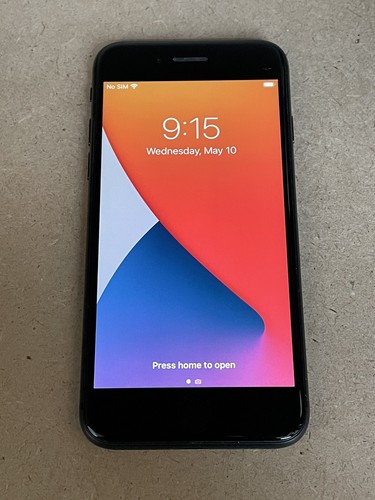 iPhone8 64GB シルバー c82 Apple SIMフリー iPhone8 64GB シルバー [Silver] MQ792J/A