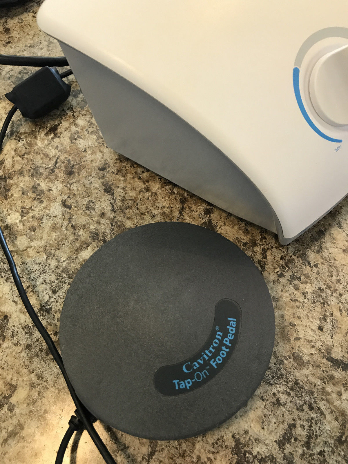 DENTSPLY Cavitron Plus Ultrasonic Scaler and prophy jet Gen 137