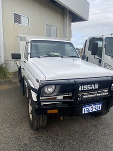 Nissan patrol 89