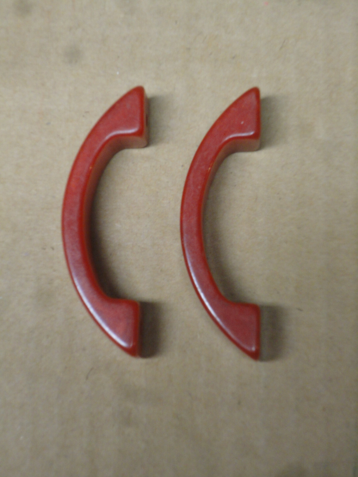 2 Vintage 1930's RED BAKELITE CUPBOARD DOOR DRAWER HANDLE PULLS HARDWARE