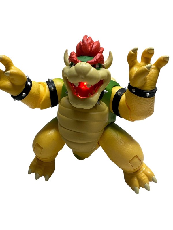 Nintendo Super Mario Bros. Movie BOWSER Figure w/ Fire Breathing
