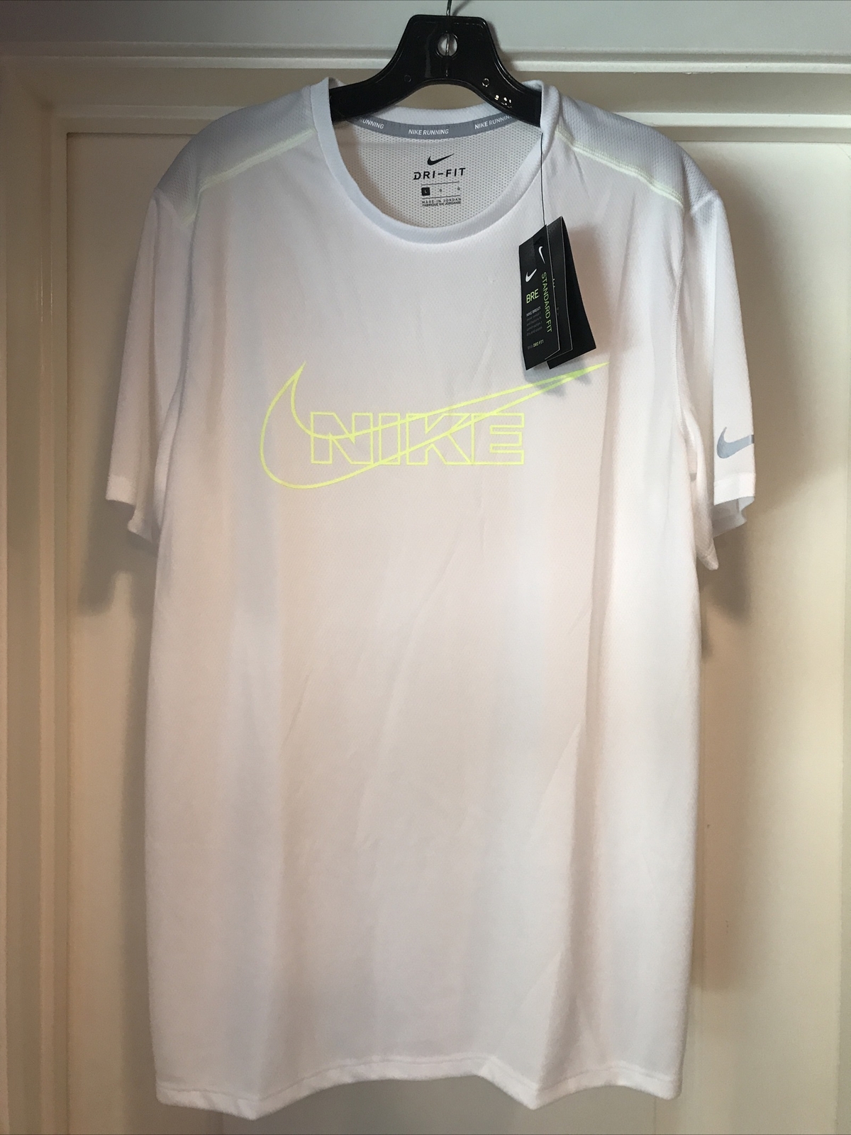 nike running tshirt