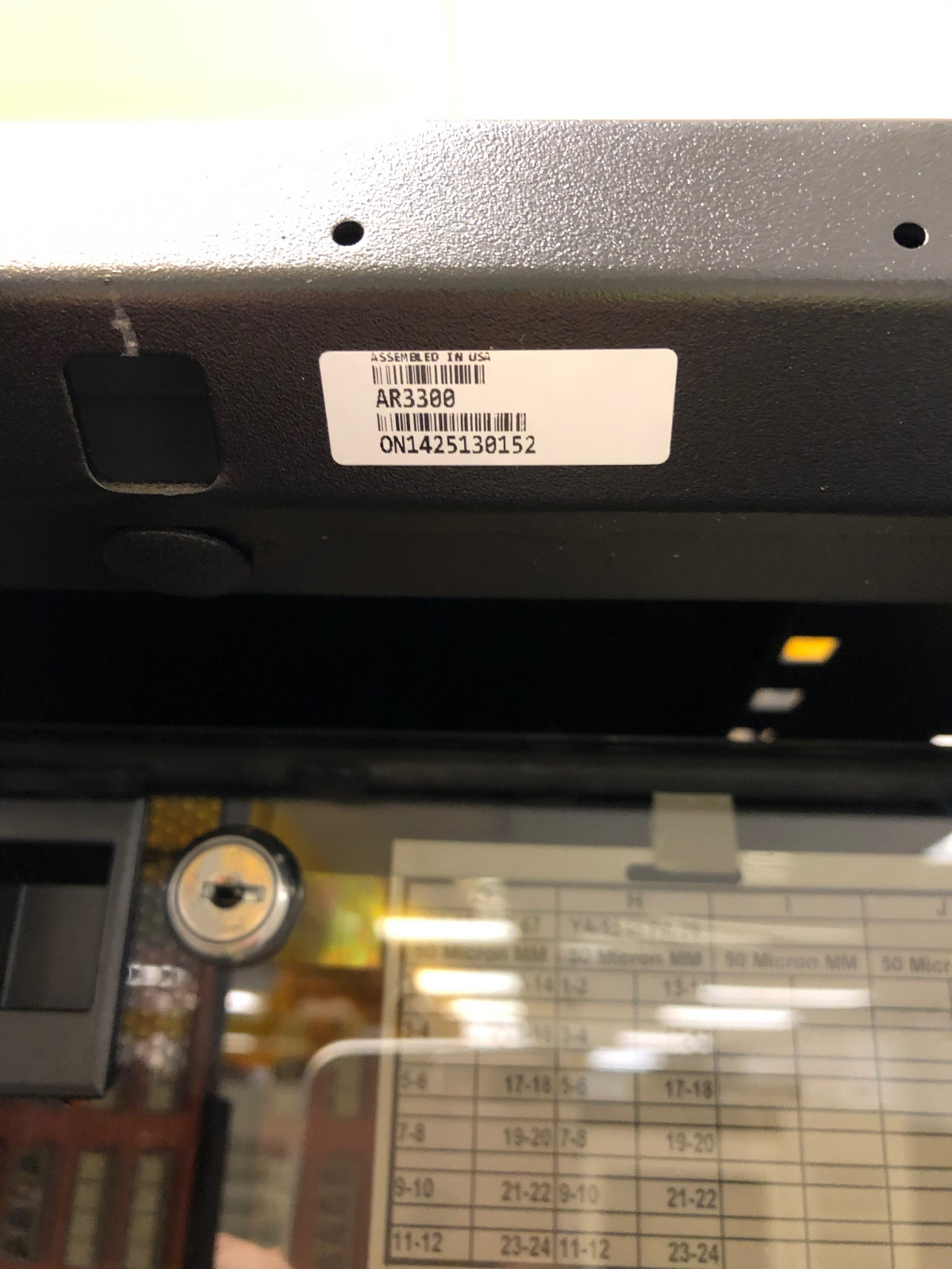 APC AR3300 NetShelter SX 42U 24W x 48D Rack Enclosure Front & Back Doors + Sides