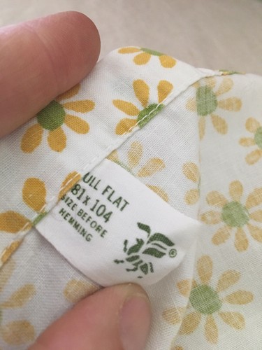 VINTAGE FLOWER POWER YELLOW & GREEN DAISY Full Double FLAT Sheet Fabric