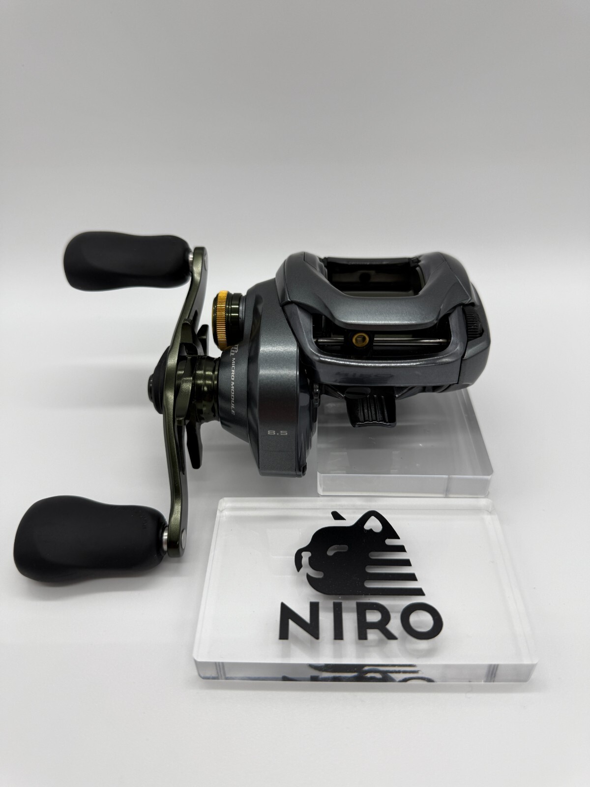 Shimano 22 CURADO DC 200XG 8.5 Right Casting Reel from JAPAN