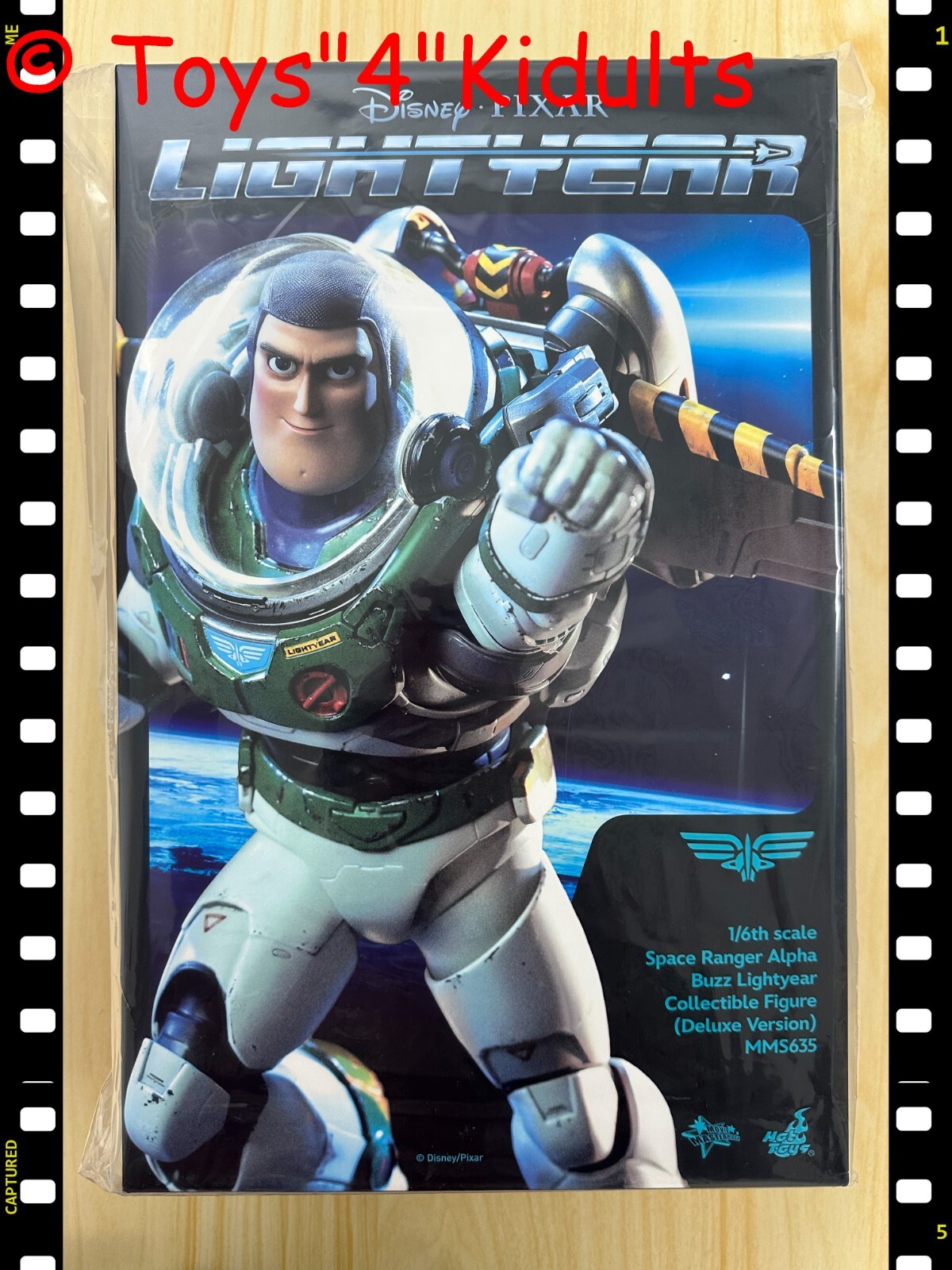 Hot Toys MMS635 Toy Story Buzz Lightyear Space Ranger Alpha Hot Toys MMS635 Toy Story Buzz Lightyear Space Ranger Alpha