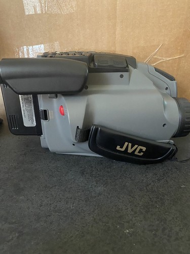 JVC　GZ-E225 JVC Victor Everio GZ-E225-T