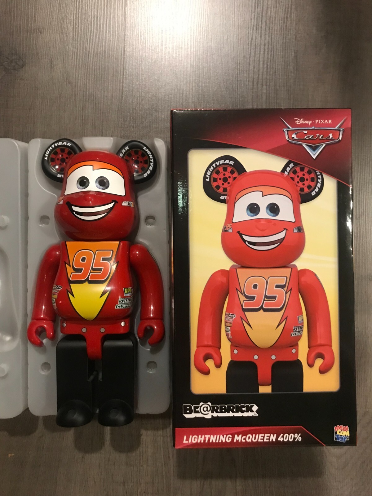 Medicom Toys Bearbrick Disney Cars Lightning McQueen 400% Be