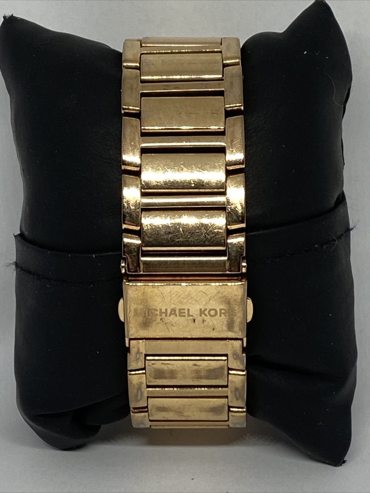 MICHAEL KORS  MACI 34mm ウォッチ Micheal Kors MK 2832 This Michael Kors MACI MK2832 watch
