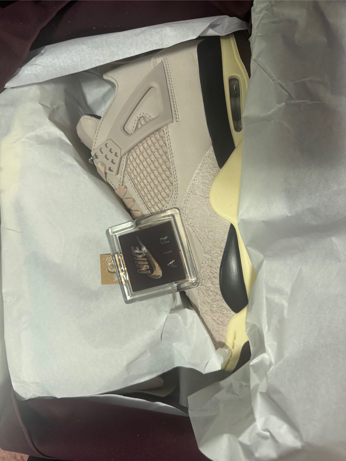 Pre-owned Jordan A Ma Maniere Amm Wmns Nike  Iv 4 Fossil Stone Fz4810-200 - Size 10.5w/9m In Pink