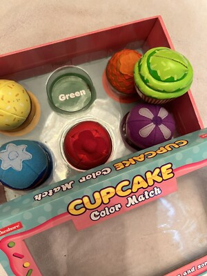 Color Sorting Cupcake Toy