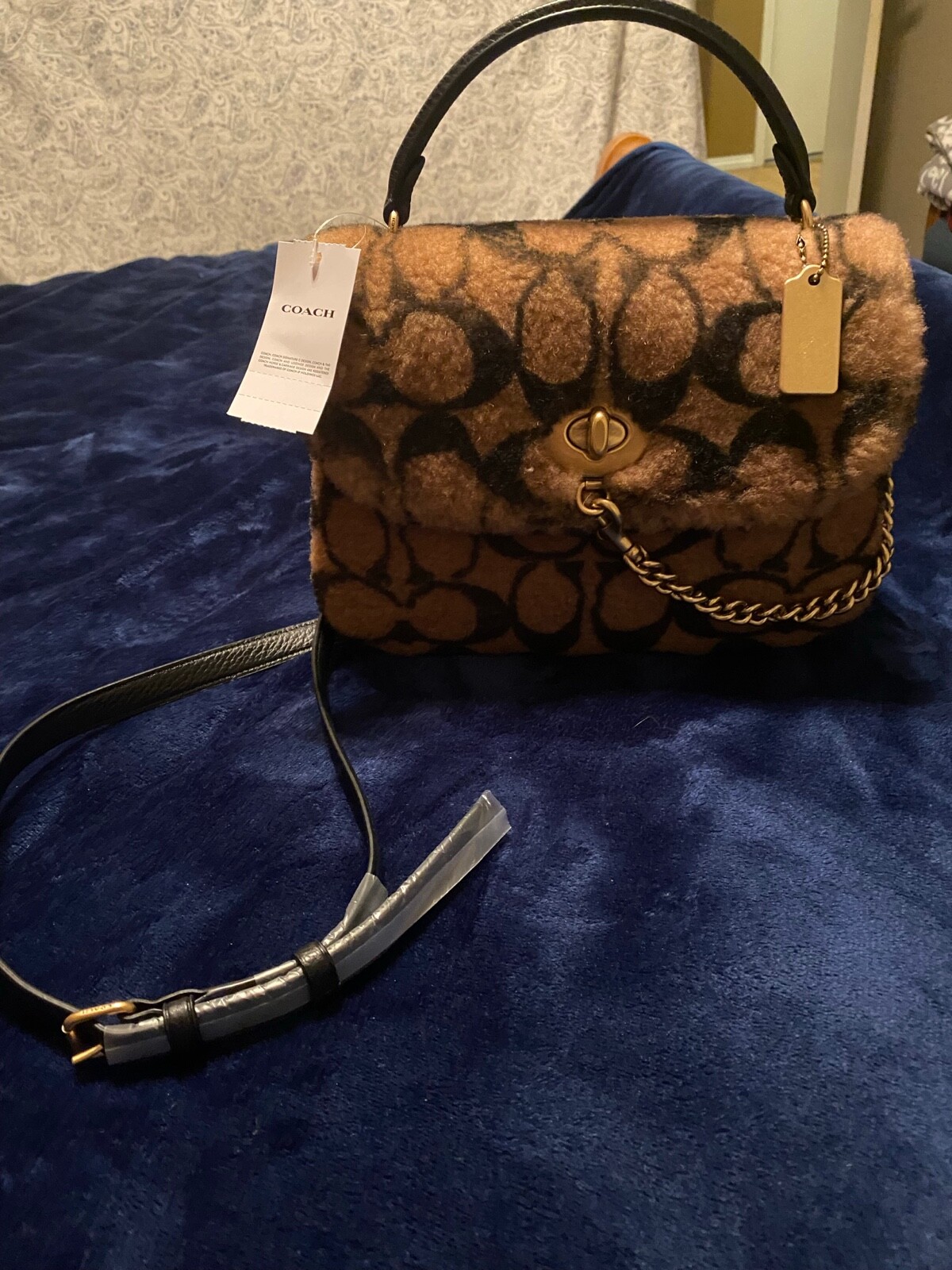 COACH コート 公式】コーチアウトレット | デンプシー トート 22 シグネチャー