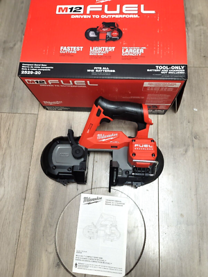 Milwaukee 12v bandsaw outlet