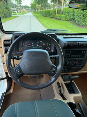 image 4 of interior