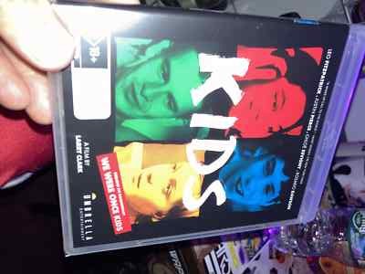 KIDS HDリマスター('95米)ーブルーレイ KIDS HDリマスター('95米)ーブルーレイ キッズ KIDS HDリマスター('95米)