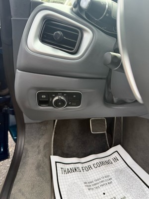 image 4 of interior