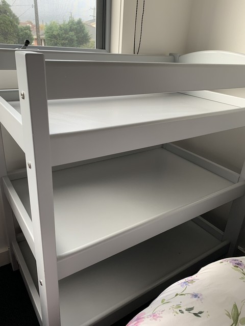 tasman turin change table