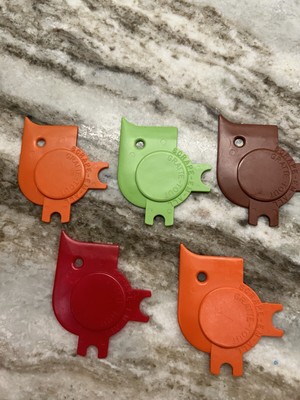 Set 5 Vintage Tupperware  Scrape Em All  Seal Cleaning Gadget / Scraper Tool