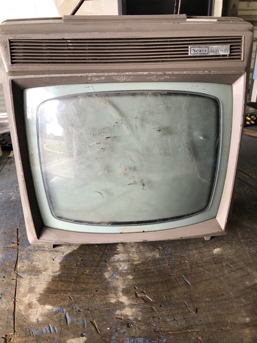 【dallafone】1960's Sears Olive and Ivory 1964 Silvertone Model 4036 Vacuum Tube AM