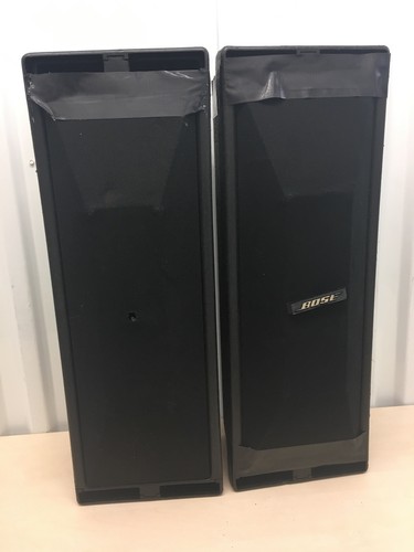 Pair of Bose 402 Speakers in Carry Case