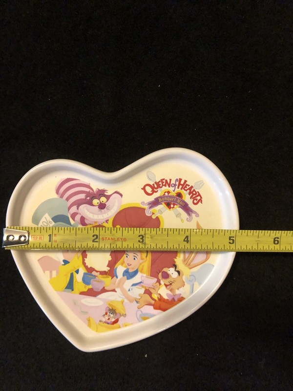 Tokyo Disneyland Alice In Wonderland Queen Of Hearts Banquet Hall Teacup Saucer Ebay