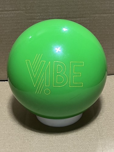 Hammer Peppermint Vibe Bowling Ball - 123Bowl