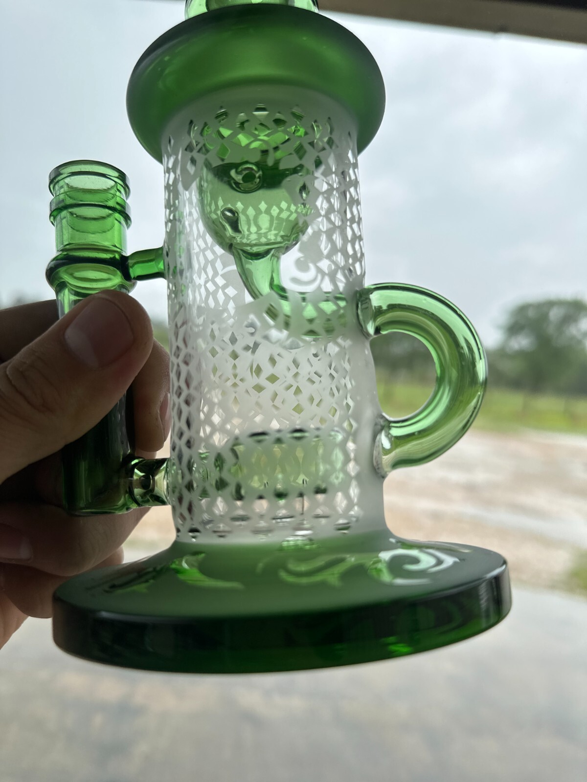 10" Carved craft Glass Bongs Smoking Glass Water Pipe with 14mm Round handle