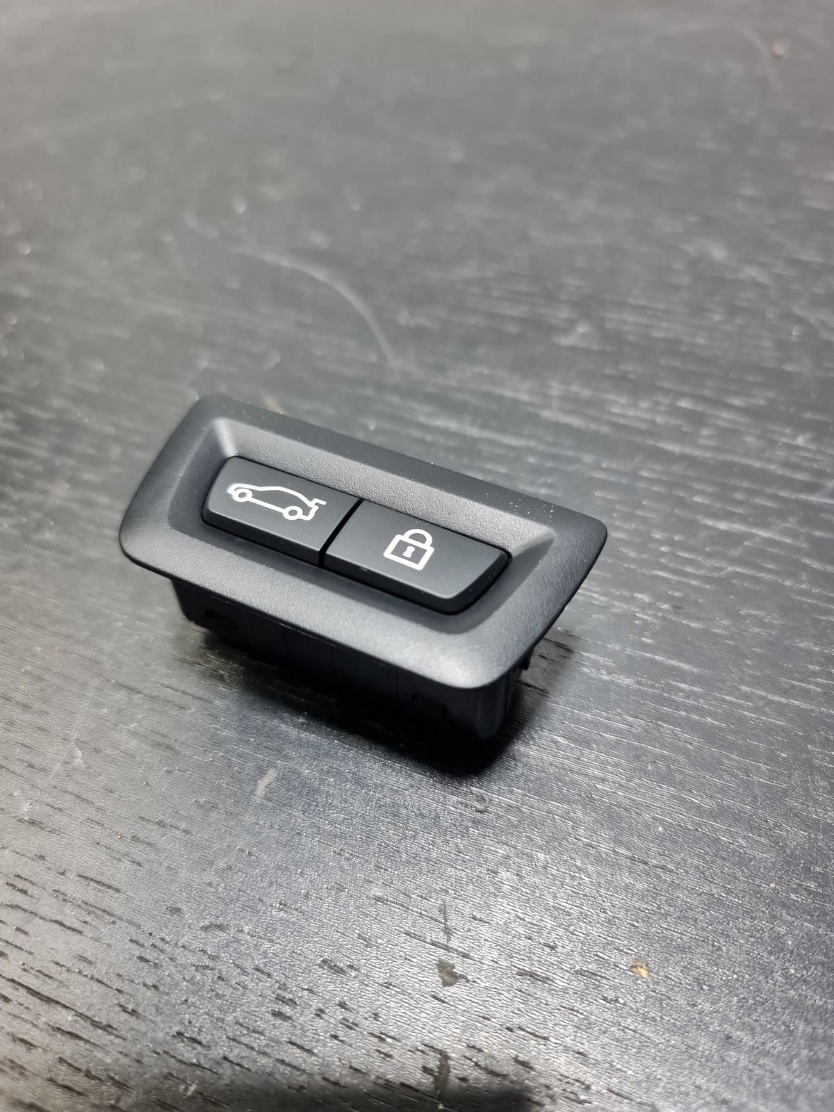 0 Bmw M3 Central locking switch G80 2023 927512102 61319275121 image 3