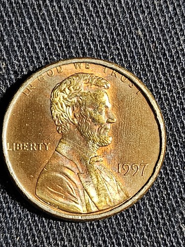 その他 Hold onto your lucky pennies. medicom A Penny For His Pocket and A Sixpence For Her Shoe Coin