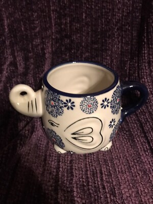 EB Yokohama Elephant Mug Blue Trim Raised Detail