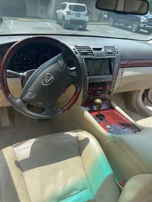 image 2 of interior
