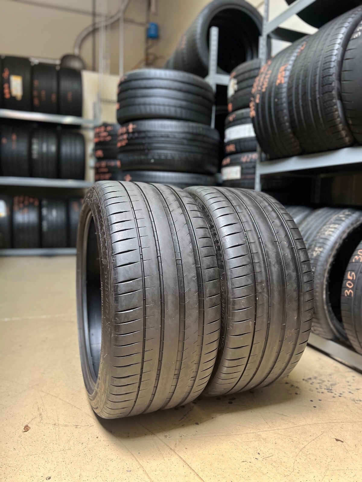 2 - 325/35ZR23 XL (115Y) Michelin Pilot Sport 4 S (MO1
