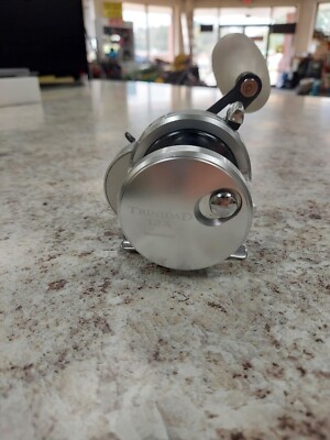 Shimano Trinidad 12A Baitcasting Reel 6.3:1 Gear Ratio *Pre Owned* FREE SHIPPING