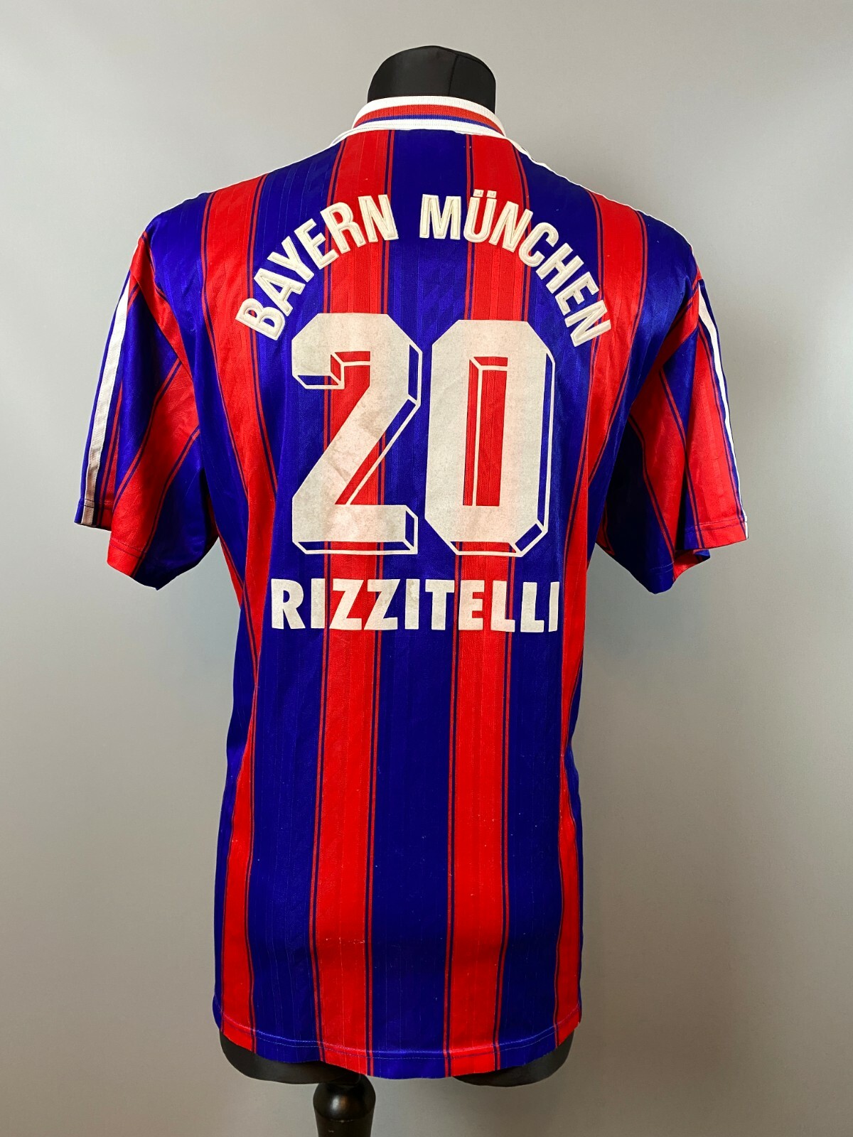 BAYERN MUNCHEN 1995 1997 RIZZITELLI HOME SHIRT FOOTBALL BAYERN MUNCHEN 1995 1997 RIZZITELLI HOME SHIRT FOOTBALL