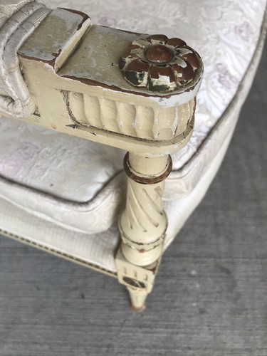 tufted french settee