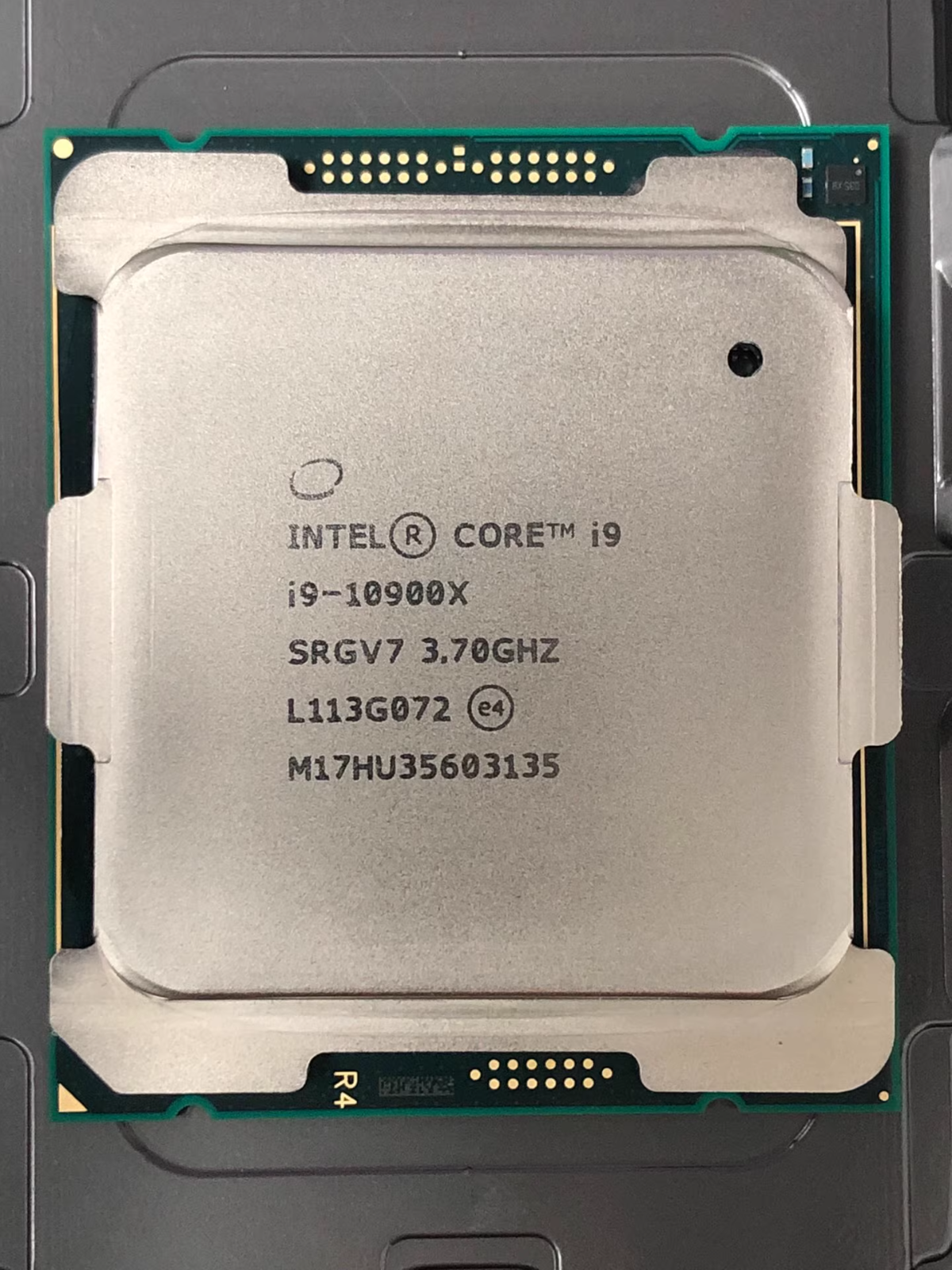 CPU Intel Core i9-10900X CPU $_12.JPG?set_id=880000500F