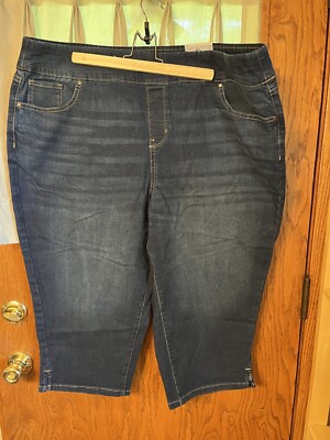 NWT Croft & Barrow Women Plus Pull On Mid Rise Straight Capri Jeans Size 18W