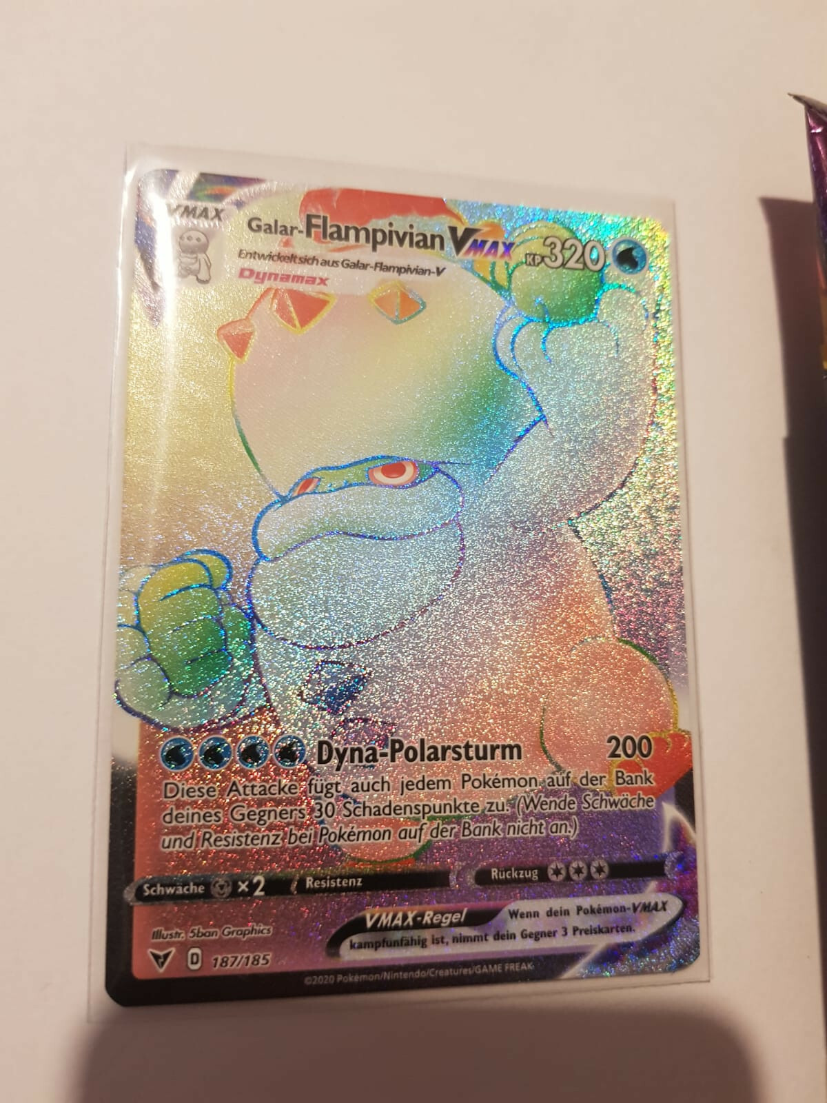 Pokemon Galar Flampivian VMAX Rainbow Secret Rare Farbenschock 187185 DE Neu 