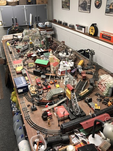 Lionel Train Village With Accessories Plus More Huge Lot