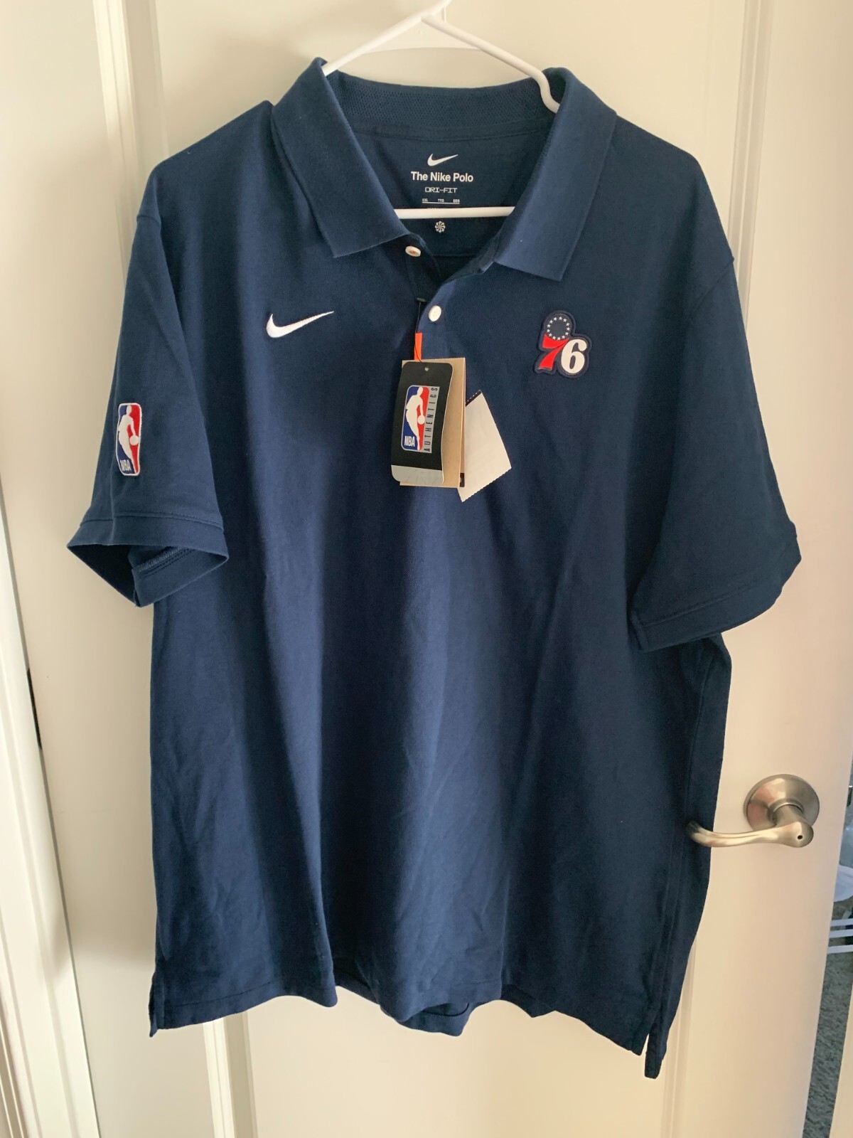 The Nike Polo Basketball Polo Shirt Phiadelphia 76ers Navy 2XL DN8253-419 New The Nike Polo Basketball Polo Shirt Phiadelphia 76ers Navy 2XL DN8253-419 New