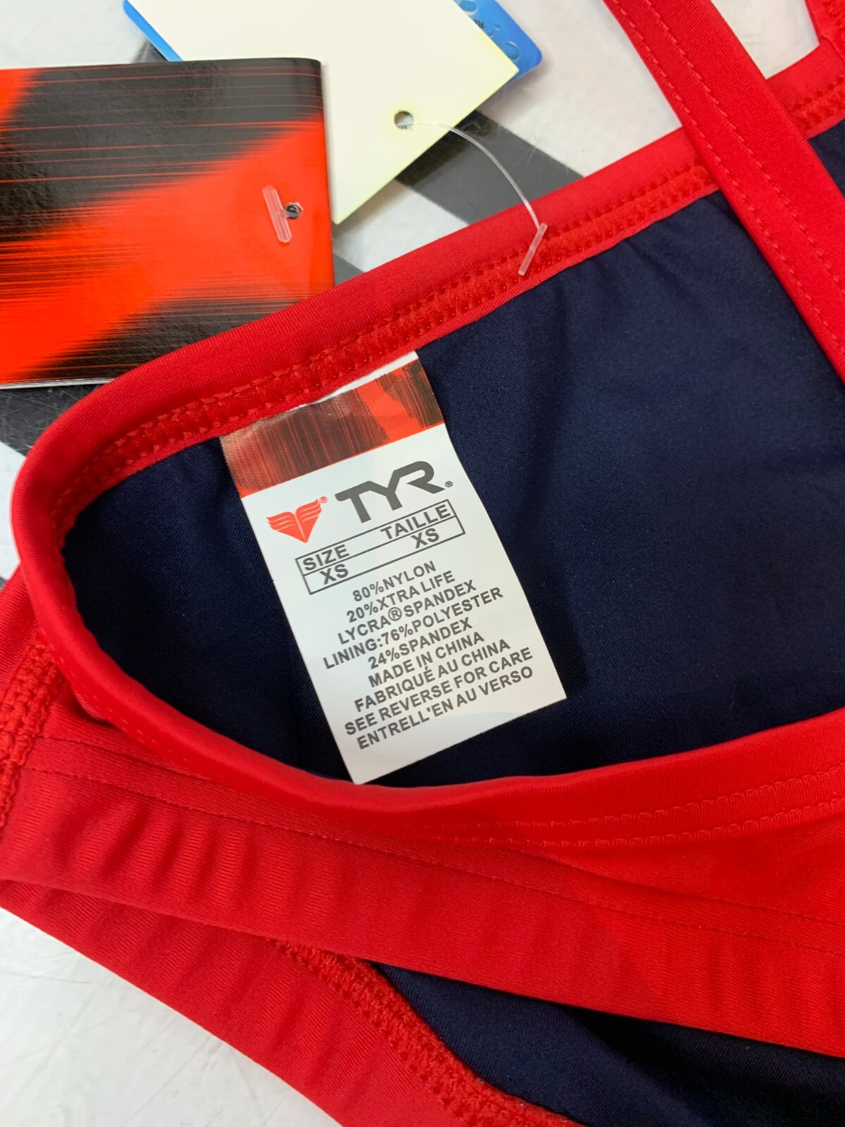 TYR GUARD DIAMONDFIT SOLID RED WORKOUT BIKINI TOP SIZE XS LIFEGUARD LYCRA - Picture 3 of 6