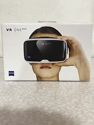 Zeiss VR ONE Plus Virtual Reality Headset for Smartphone