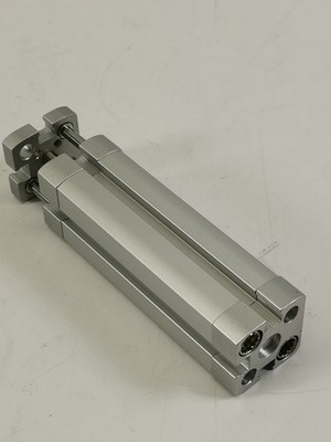 FESTO 537123/ ADNGF-12-60-PA, cilindro compatto NUOVO