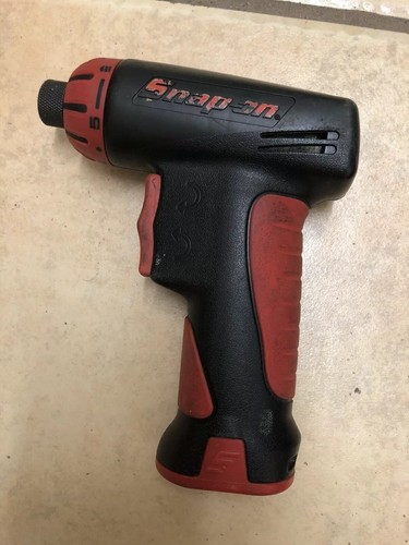 Snap-On CTS561CL 7.2 volt 1/4” Screwdriver with NiCd Battery & Charger Used