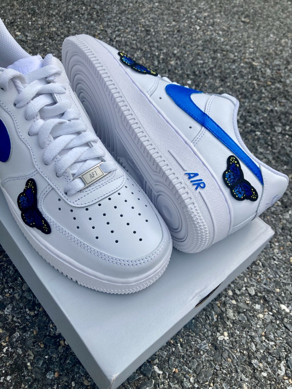 Pre-owned Nike Air Force 1 Low White Blue Pearlescent Butterfly Custom Shoes All Sizes