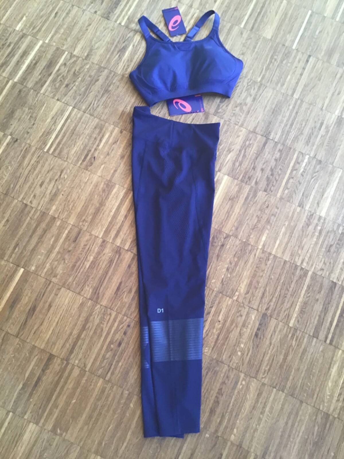Asics Running/Fitnessbekleidung Damenset Gr.M/38
