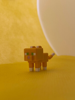 New Minecraft MINI-FIGURES Series 4 OBSIDIAN - TABBY CAT
