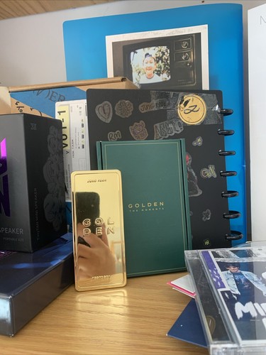 ⭐️Golden Bar⭐️ Jungkook Golden: The Moments Exhibition
